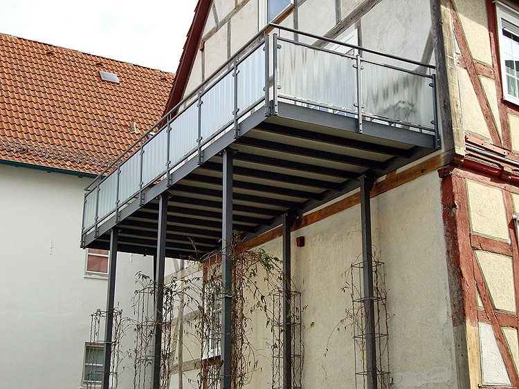 Schlosserei Groß - Balkonkonstruktionen